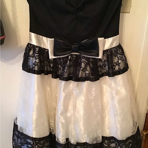 Jessica McClintock for Gunne Sax black & white retro prom dress, sz 7 strapless. - Picture 6 of 13